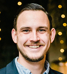 Andrew Haling headshot